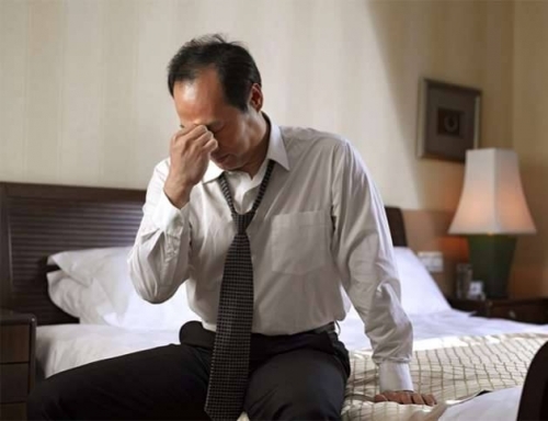 Quan niệm sai lầm khi chữa mất ngủ