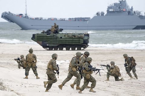 Thủy quân Lục chiến Mỹ tập trận đổ bộ sát sườn Nga