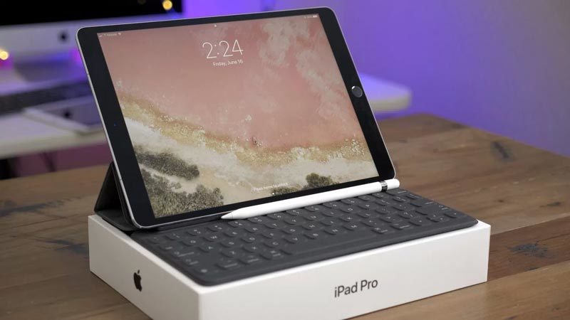 Microsoft tố Apple sao chép ý tưởng để tạo iPad Pro