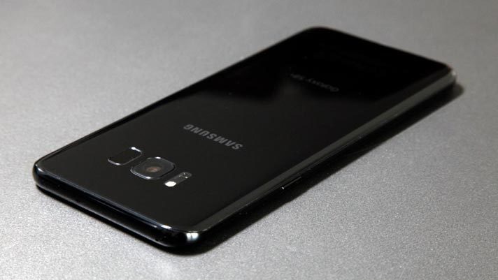 Samsung vô tình xác thực phiên bản mới của Galaxy S8