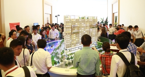 300 căn hộ Marina Tower có chủ ngày mở bán