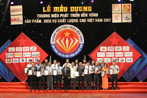 Ngọc Châu nhận danh hiệu Sản phẩm chất lượng cao 2017