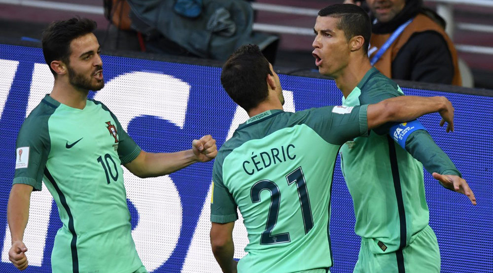 Ronaldo lập công, Bồ Đào Nha rộng cửa bán kết