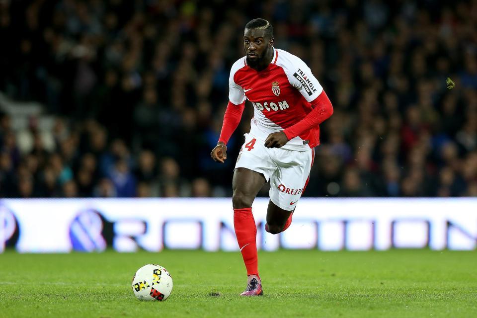 Chốt xong Bakayoko, Chelsea đẩy Matic sang MU