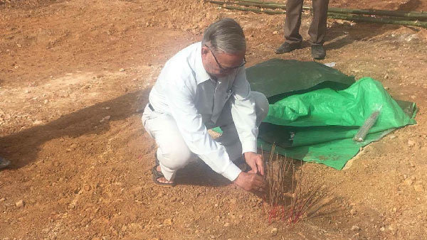 Tìm thấy bia mộ vợ vua triều Nguyễn tại dự án bãi đỗ xe