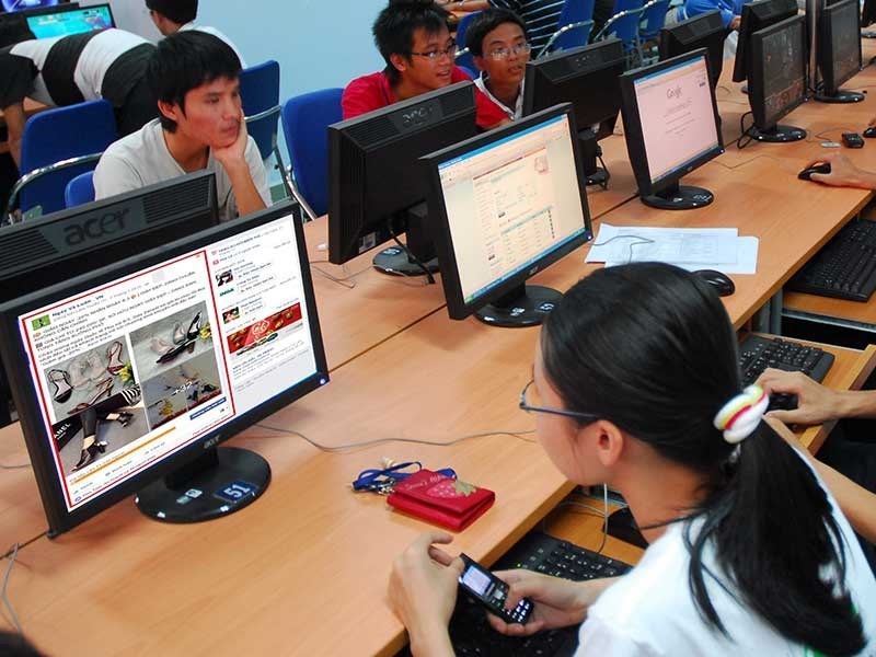 Thu thuế bán hàng online: Quyết làm đến cùng