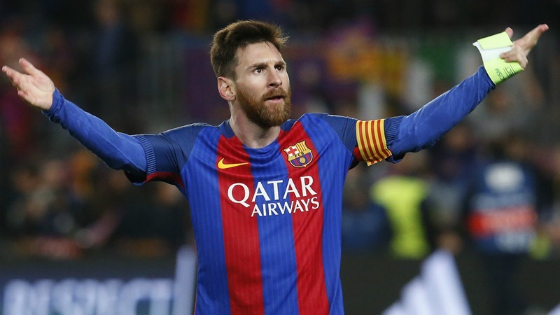 Messi nhận lương không tưởng, MU nếm trái đắng