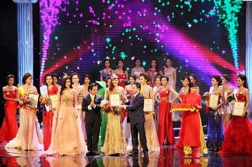 Tìm kiếm ‘Nữ hoàng trang sức Việt Nam 2017’