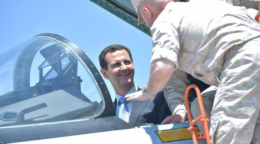 Tổng thống Syria thử lái Su-35 tại căn cứ không quân Nga