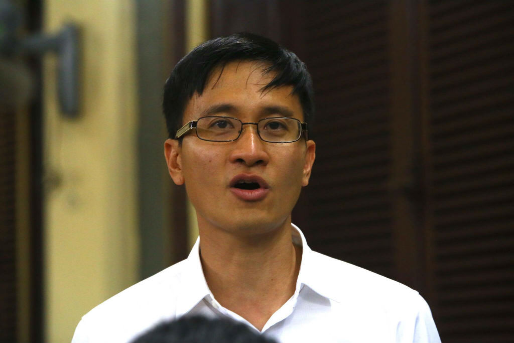 Khán phòng cười ồ khi ông Cao Toàn Mỹ không nhớ đặc điểm căn nhà đã mua