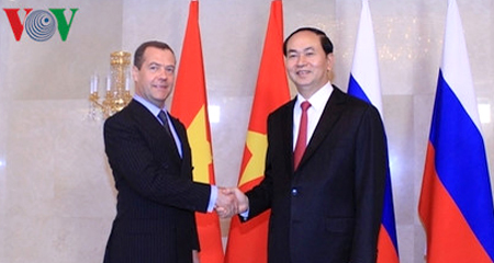 Chủ tịch nước hội kiến Thủ tướng Nga Medvedev