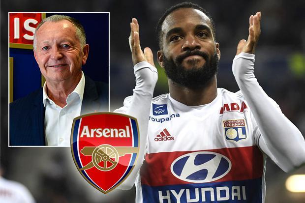 Lacazette xô đổ kỷ lục chuyển nhượng của Arsenal