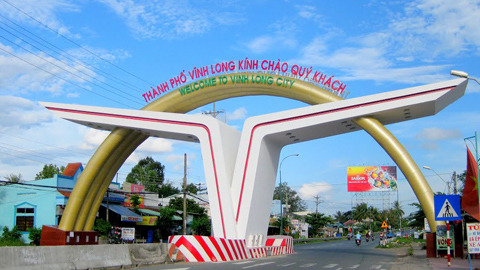 Bắt giam Phó Chánh Văn phòng TAND tỉnh Vĩnh Long