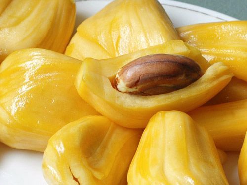 Cách phân biệt mít chín tự nhiên và mít chín do ép ngâm hóa chất