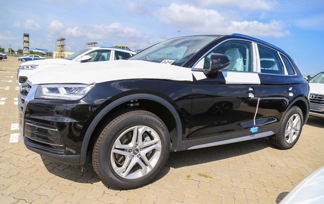 Loạt siêu xe Audi cập cảng Việt Nam phục vụ APEC 2017