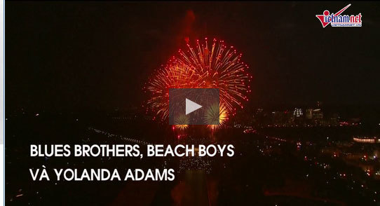 Xem pháo hoa hoành tráng mừng sinh nhật Mỹ