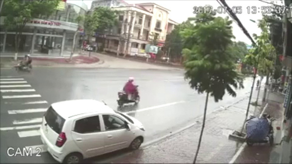 Mở cửa ô tô - Đơn giản nhưng vẫn 'khó'