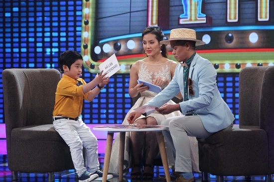 Cậu bé 5 tuổi có trí nhớ cực siêu gây sốt Người hùng tí hon