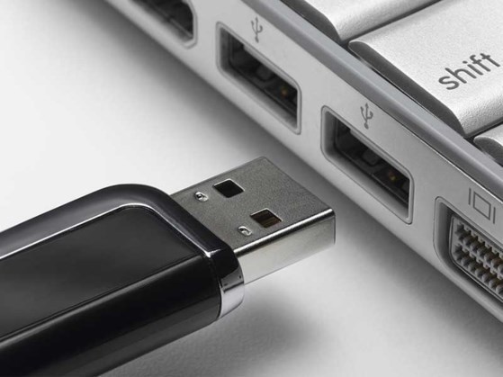 Khắc phục lỗi mất dữ liệu trên USB