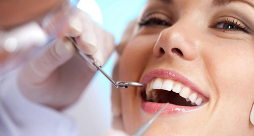 Răng thẩm mỹ - tại sao miệng lại hôi?