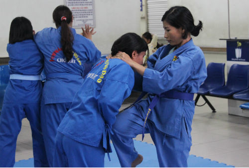 Bác sĩ Sài Gòn miệt mài luyện võ để phòng thân