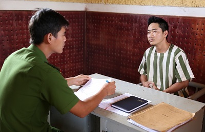 Vụ chém người cắt gân chân ở quán cháo: 2 nghi can đầu thú