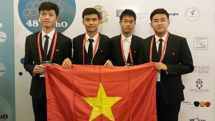 Nam sinh 2 năm liên tục giành Huy chương Vàng Olympic Hoá quốc tế