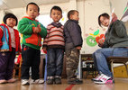 Giới nhà giàu Trung Quốc chi bộn tiền cho con đi du học từ tuổi lên 3