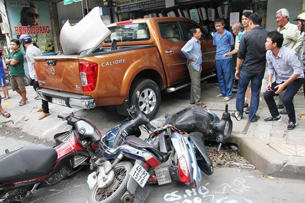 Nạn nhân vụ ôtô tông liên hoàn ở Sài Gòn nghĩ mình bị tàn phế