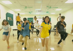 Sinh viên Đại học Quốc gia Hà Nội 'quậy' hết mình trong clip mới