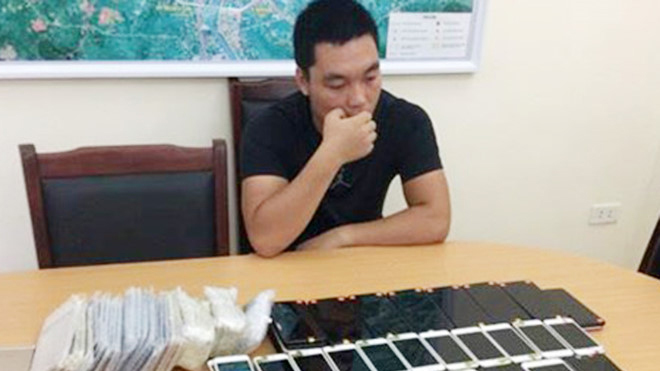 Bắt ô tô chở lô điện thoại trên 1 tỷ đồng ở Quảng Ninh