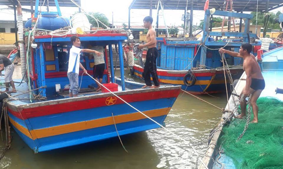 Bão số 2: Sẵn sàng di dời hàng vạn dân từ Thanh Hóa - Hà Tĩnh