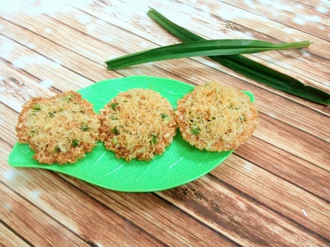 Tự làm cơm cháy chà bông thơm ngon, giòn rụm