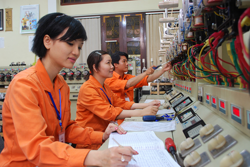 Điện lực Nghệ An - Thanh Hóa gấp rút chống bão Talas