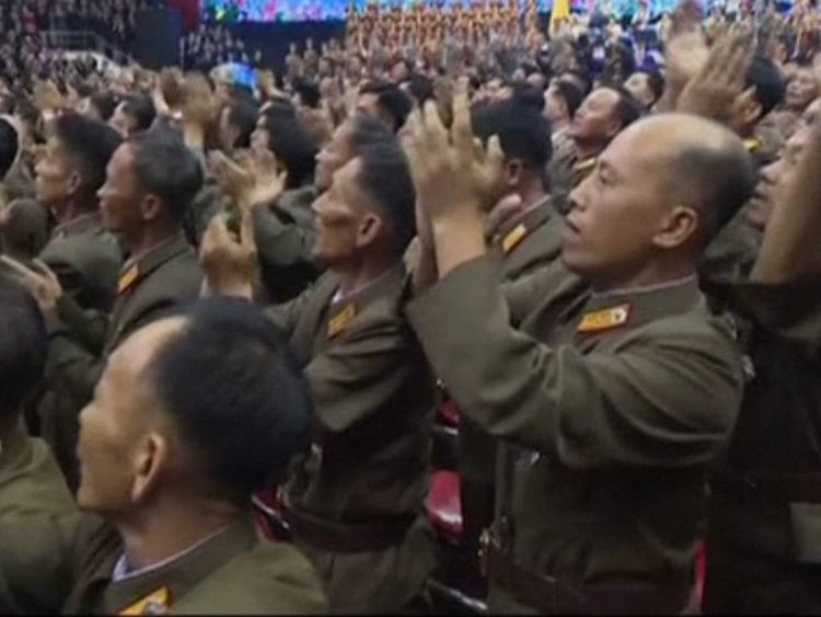 Những cô gái khiến các tướng lĩnh Triều Tiên rơi lệ