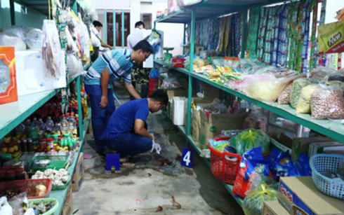 Thiếu niên 17 tuổi đâm gục chủ tiệm tạp hóa cướp tiền chơi game