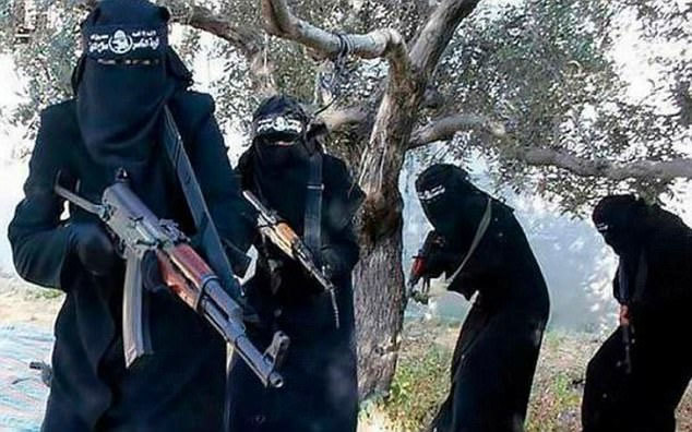 Cảnh bi thảm của phụ nữ ngoại lấy chồng IS