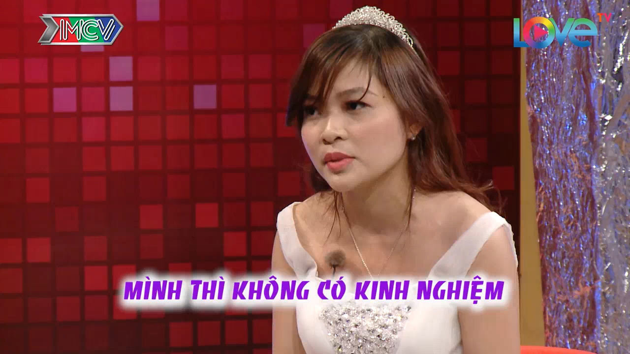 Cuộc gặp gỡ đầy nước mắt của cô gái với bố mẹ chồng tương lai