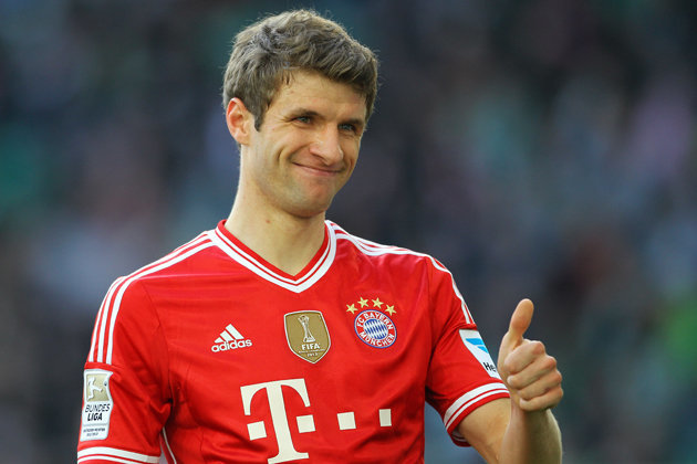 Bayern phũ với MU, Milan muối mặt vì