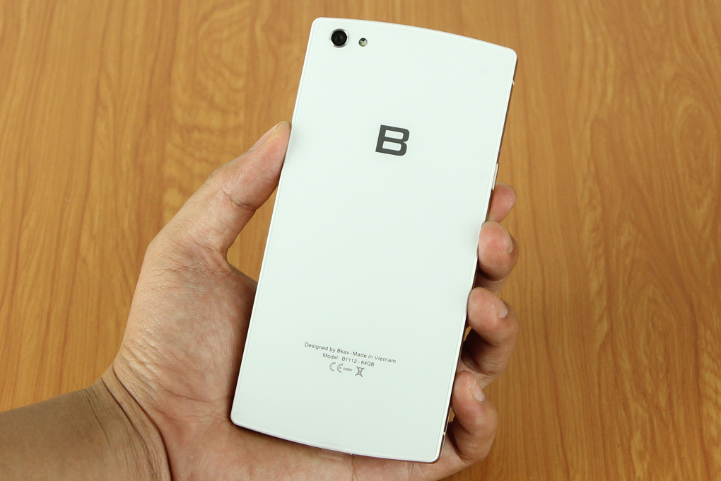 Bỏ chiến lược bán online, Bkav sẽ bán BPhone 2 tại TGDĐ