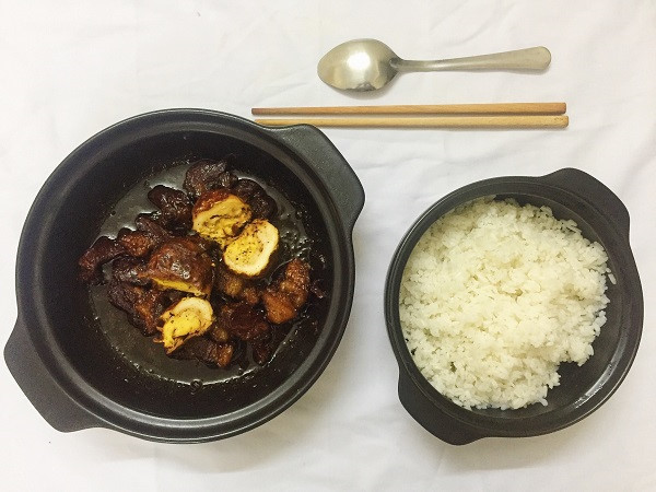 Cách làm thịt kho nước dừa đưa cơm ngày mưa