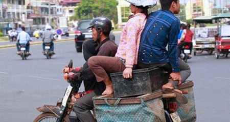 Xe lớn đền xe bé: Tư duy hoang dã, mông muội, chết ít mới lạ