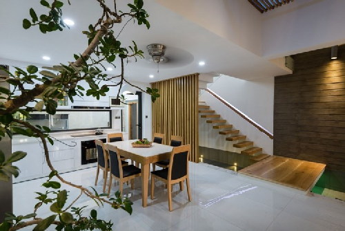 Độc đáo nhà thông tầng ở TP.HCM đẹp không cưỡng nổi