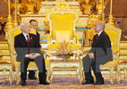 Tổng bí thư hội đàm với Quốc vương Campuchia