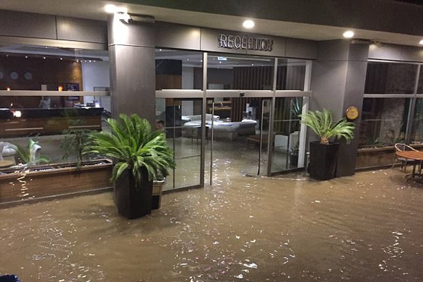 Động đất gây sóng thần ở Thổ Nhĩ Kỳ