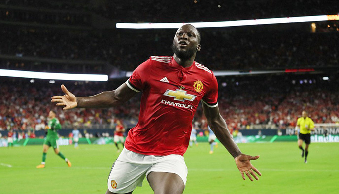 Lukaku và Rashford rực sáng, MU đè bẹp Man City