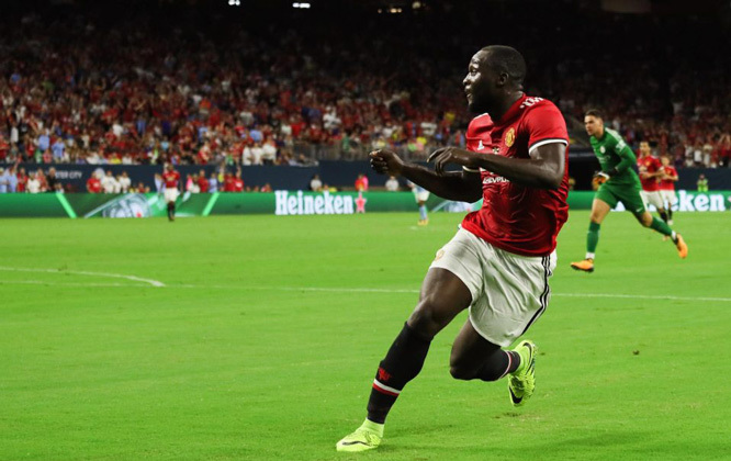 Lukaku hay hơn Ibrahimovic, Mourinho sắm được 