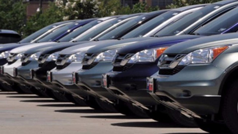 Nhiều bộ, tỉnh thừa xe công nhưng vẫn mua thêm