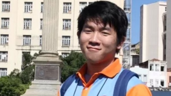 Nam sinh điểm cao nhất Olympic Toán quốc tế: