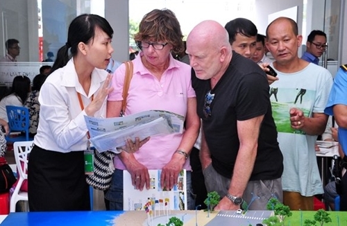 TP.HCM đốc thúc cấp giấy chủ quyền cho người nước ngoài mua nhà